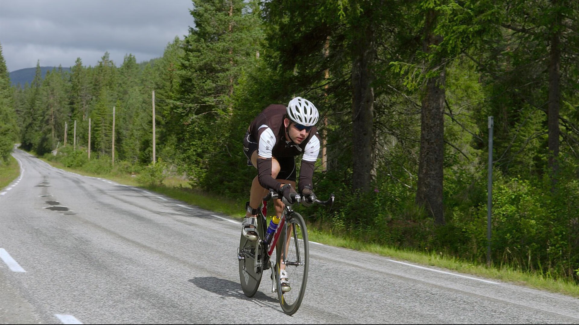 欧冠半决赛焦点战，尤文速胜巴西，战术革命撕裂桑巴神话